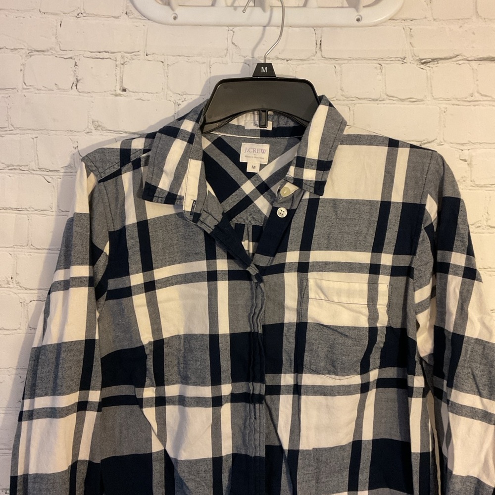 J. Crew Plaid Flannel shirt - Picture 2 of 6